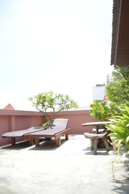 Hotel Baan Chalelarn HHQ Exterior foto