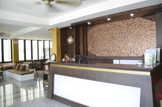 Hotel Baan Chalelarn HHQ Exterior foto